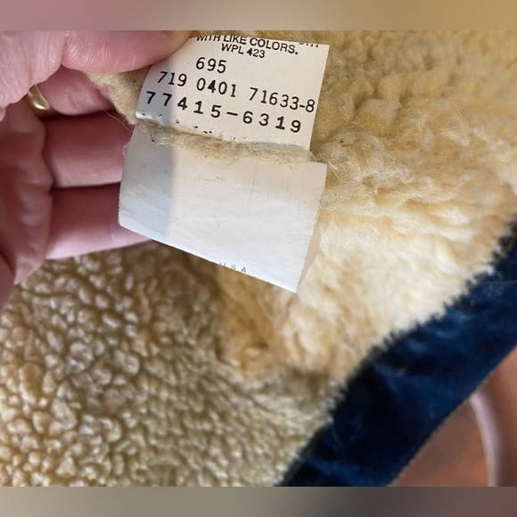 VINTAGE Levi’s Sherpa trucker jacket - Picture 6 of 7